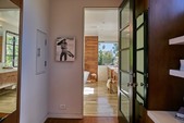 Enlarge photo 107
