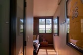 Enlarge photo 115