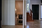 Enlarge photo 137