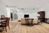 Enlarge photo 89