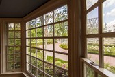 Enlarge photo 54