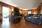 Enlarge photo 2