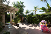 Enlarge photo 93