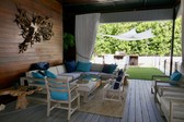Enlarge photo 105