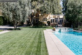 Enlarge photo 89