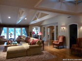 Enlarge photo 75