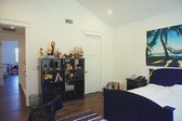 Enlarge photo 91