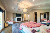 Enlarge photo 44