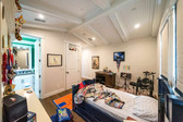Enlarge photo 46