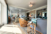 Enlarge photo 35