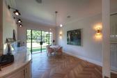 Enlarge photo 33