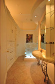 Enlarge photo 86