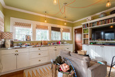Enlarge photo 49