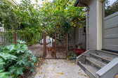 Enlarge photo 92