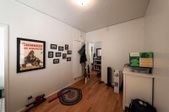 Enlarge photo 40