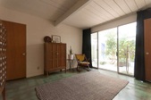 Enlarge photo 68