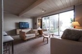 Enlarge photo 41