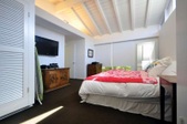 Enlarge photo 40