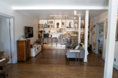 Enlarge photo 42