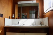 Enlarge photo 33