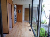 Enlarge photo 38