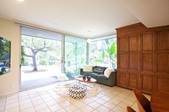 Enlarge photo 54