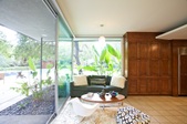 Enlarge photo 56