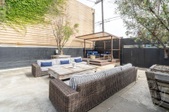 Enlarge photo 43
