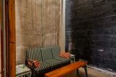 Enlarge photo 37