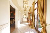Enlarge photo 44