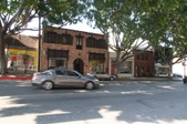 Green St @ W Oak Knoll