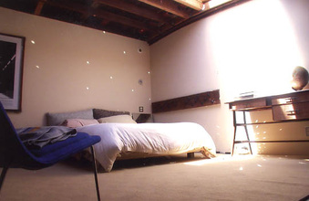 Enlarge photo 16