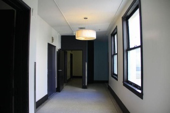 Enlarge photo 37