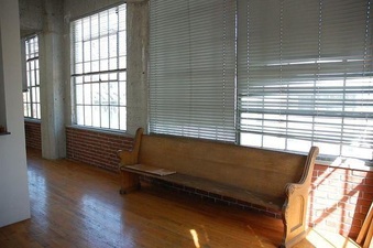 Enlarge photo 32