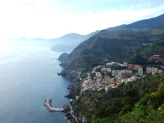 Enlarge photo 2
