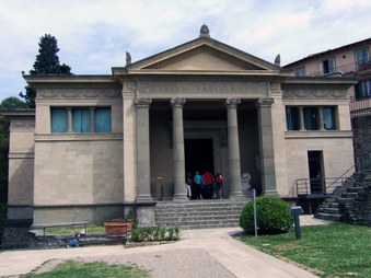 Enlarge photo 4