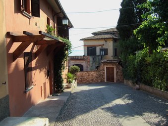 Enlarge photo 5