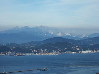 Enlarge photo 5