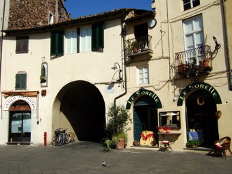 Enlarge photo 7