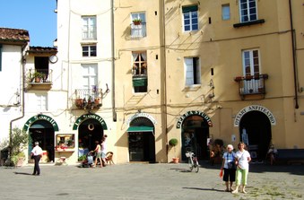 Enlarge photo 9
