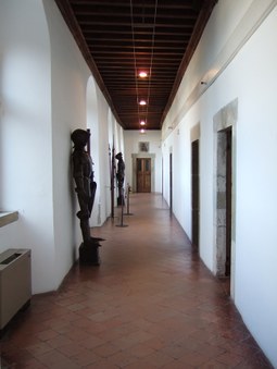 Enlarge photo 18