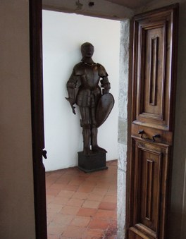 Enlarge photo 19