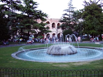 Enlarge photo 4