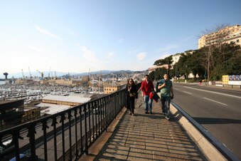 Enlarge photo 19