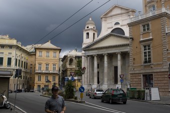 Enlarge photo 19