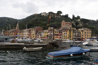 Enlarge photo 9