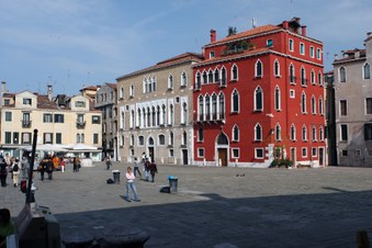 Enlarge photo 19
