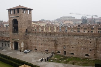 Enlarge photo 20