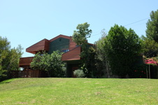 Lincoln Ave House