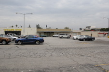 Valley Plaza